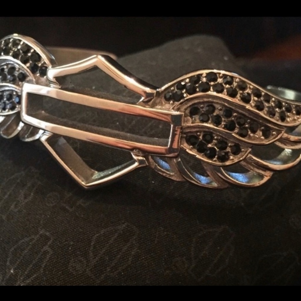 Limited! Wing Black Stone Womens Bracelet- - Picture 2 of 4